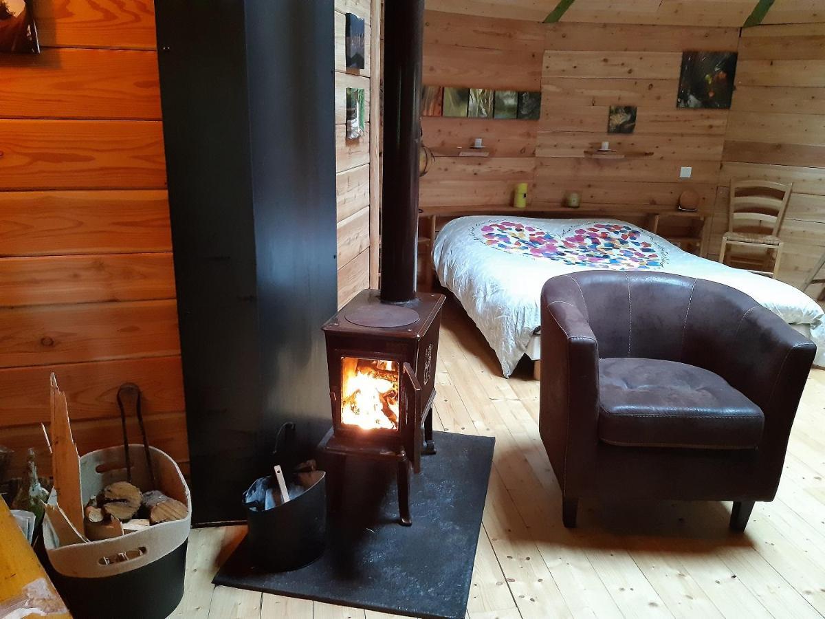 Les Ecuries De La Sabatarie Hotell Cambounes Exteriör bild