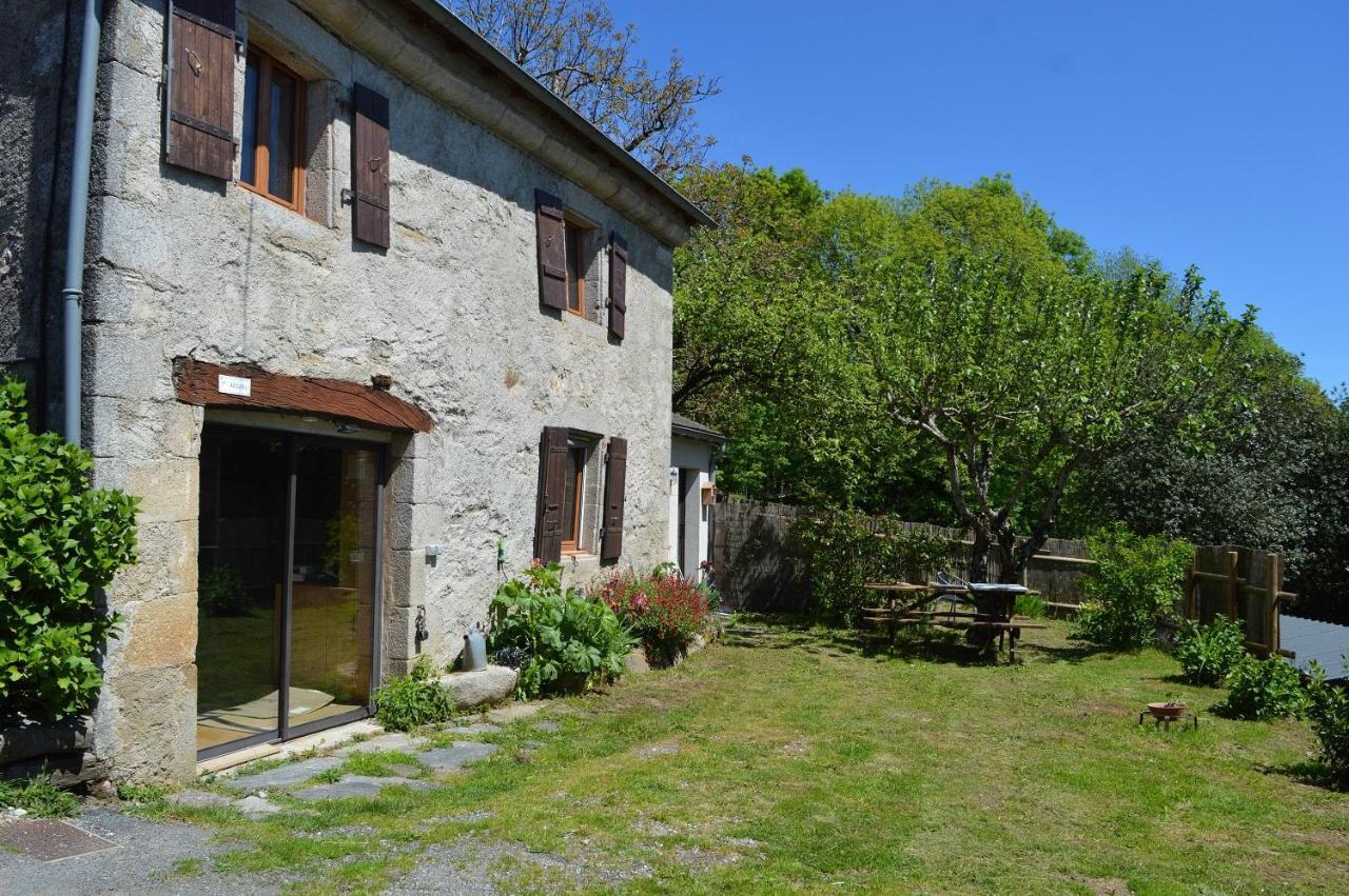 Les Ecuries De La Sabatarie Hotell Cambounes Exteriör bild