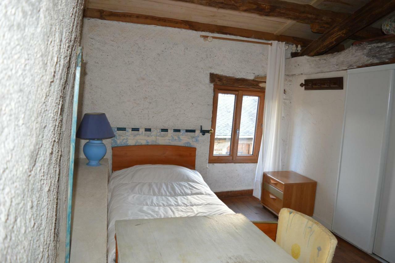 Les Ecuries De La Sabatarie Hotell Cambounes Exteriör bild